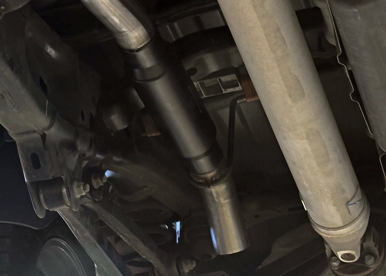 2019-2024 Ram 1500 Cat-Back Exhaust Flowmaster Stainless Steel